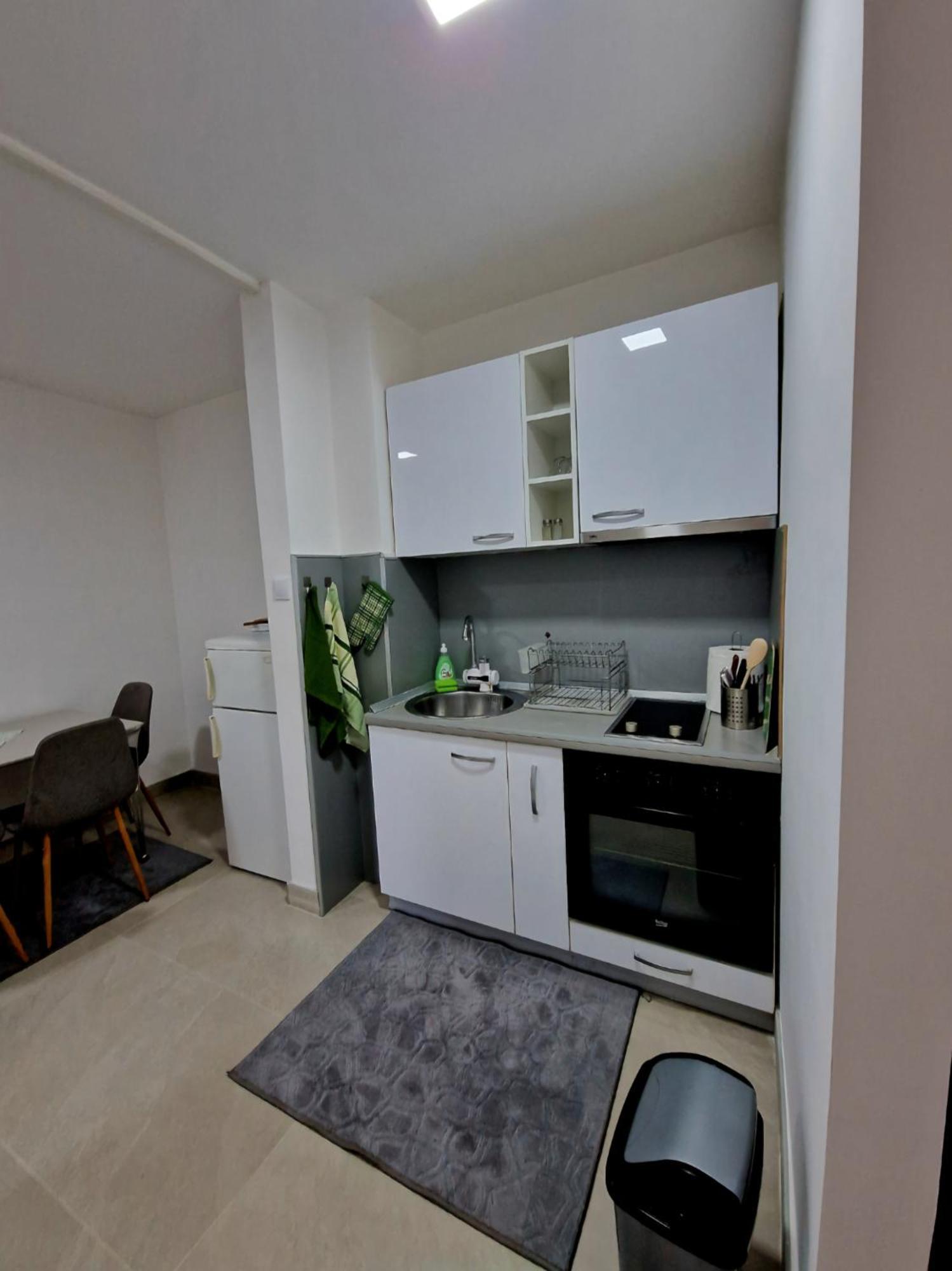 Infinity Apartment & Free Wifi & Free Parking Sarajevo Bagian luar foto
