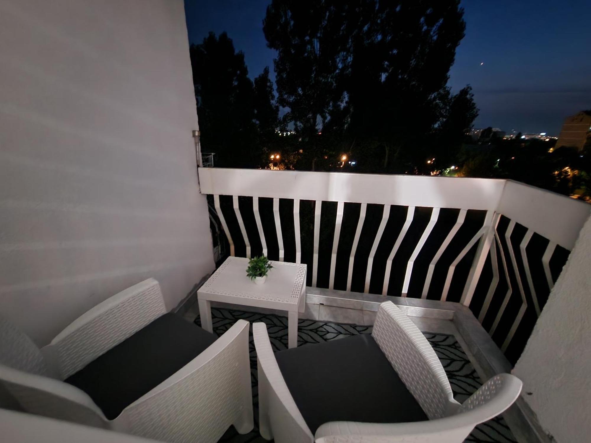 Infinity Apartment & Free Wifi & Free Parking Sarajevo Bagian luar foto