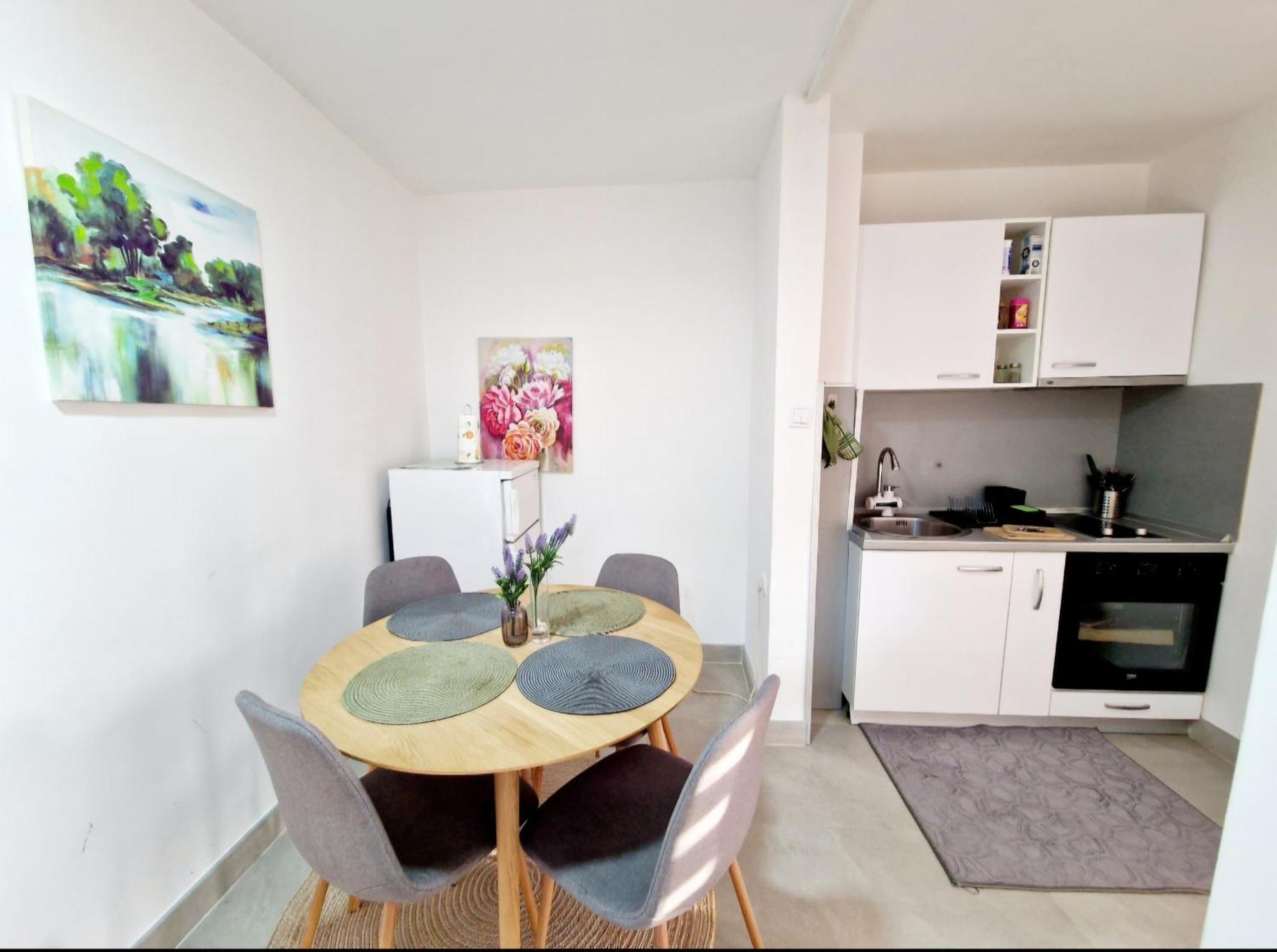 Infinity Apartment & Free Wifi & Free Parking Sarajevo Bagian luar foto